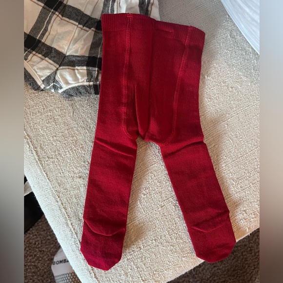 Carters plaid bubble shorts, sweater and tights - Picture 3 of 4